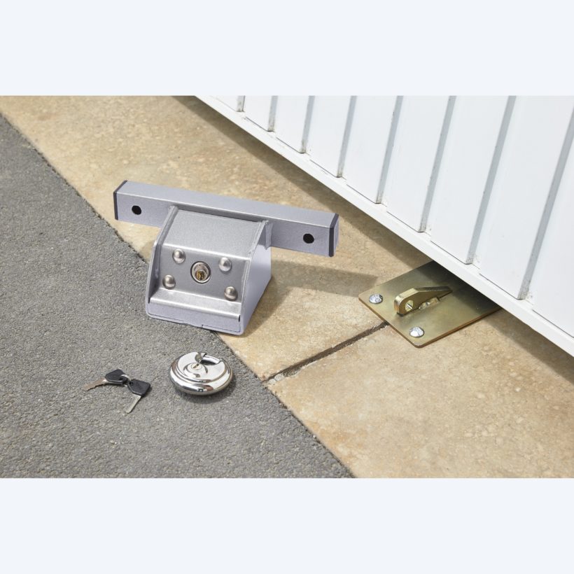 Garage Door Lock – Universal Bumper Lock For Sectional & Hinged Garage Doors
